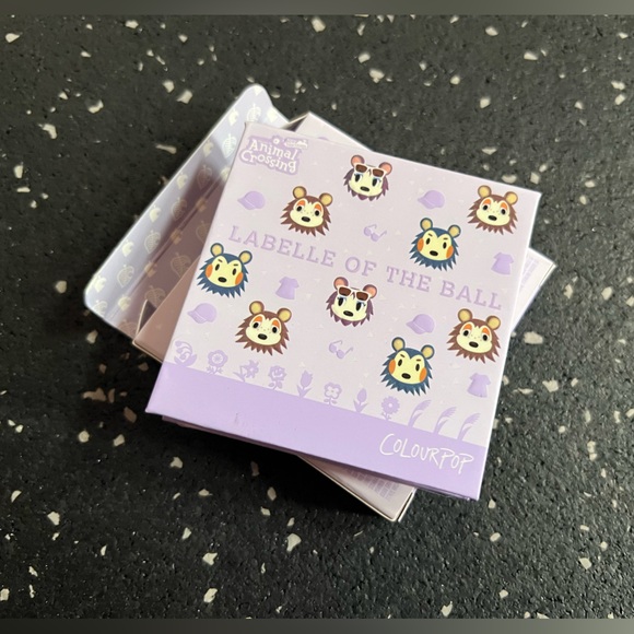 COLOURPOP X ANIMAL CROSSING | LABELLE OF THE BALL | Pressed Powder Palette - Picture 11 of 16